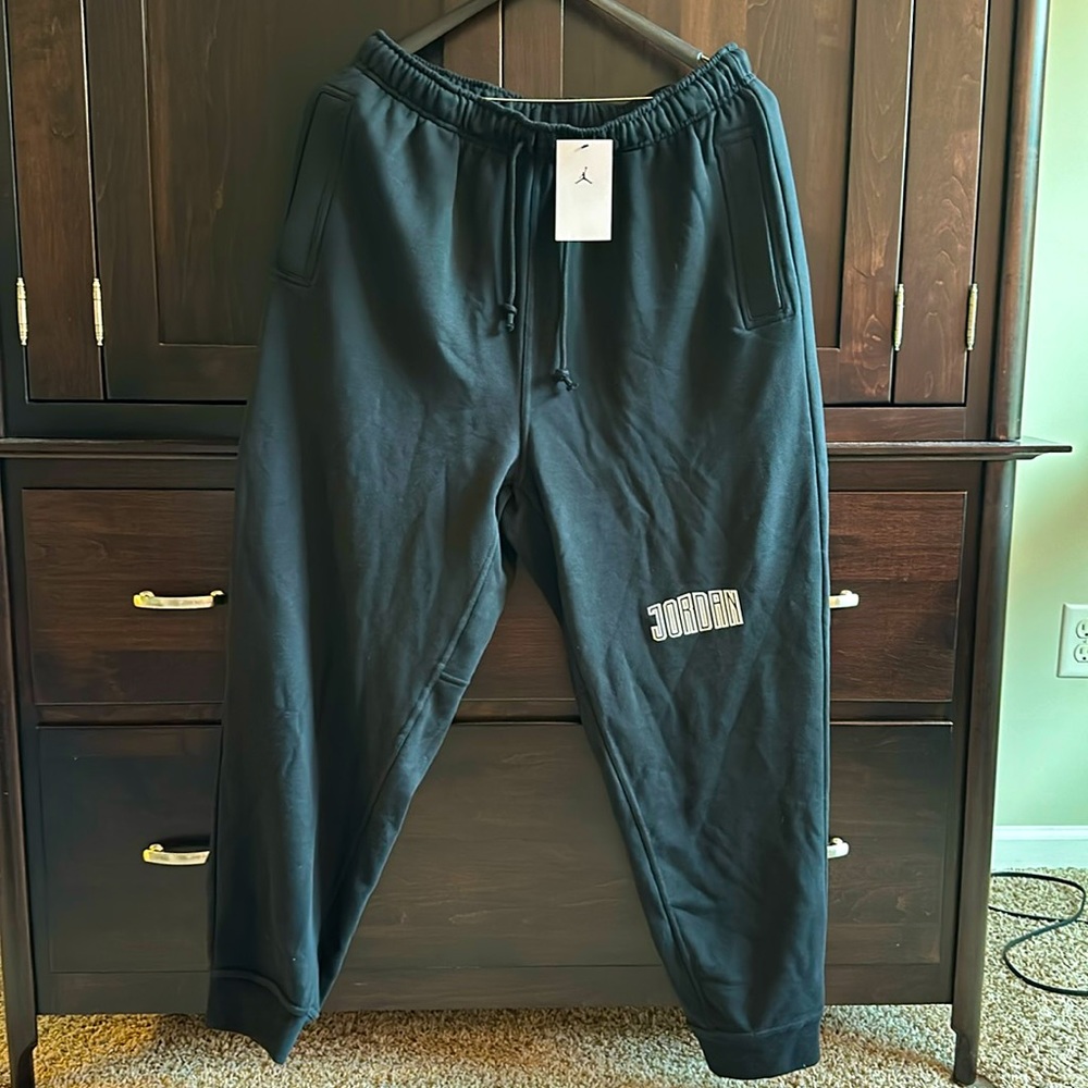 Jordan standard fit joggers